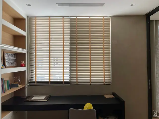 Rèm Sáo Gỗ/ Màn Sáo Gỗ (wooden/ Venetian Blinds) Rèm Sáo Gỗ/ Màn Sáo Gỗ (wooden/ Venetian Blinds)