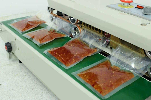 Chú ý cần làm sạch mép túi trước khi hàn