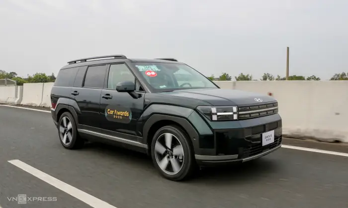 Khám Phá Chi Tiết Nội Thất Land Rover Evoque 2017