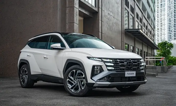 Khám Phá Chi Tiết Nội Thất Land Rover Evoque 2017