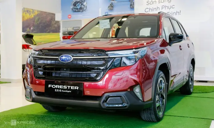 Khám Phá Chi Tiết Nội Thất Land Rover Evoque 2017