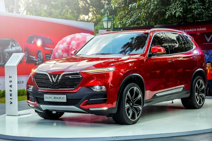 Khách Hàng Được Tự Do Tùy Chọn Trang Thiết Bị Và Tính Năng Trên Xe Vinfast