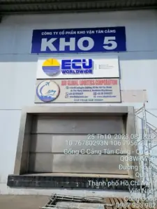 Thi Công Bảng Hiệu Alu Chữ Mica Hông Fomex