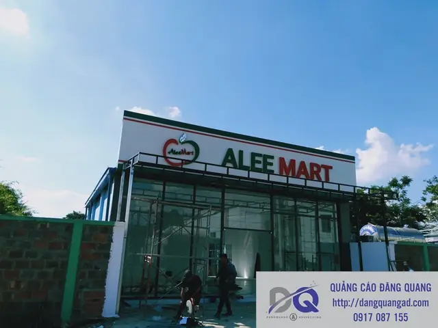 Ưu Điểm Bảng Hiệu Chữ Nổi Mica Chuỗi Siêu Thị Nội Thất Cao Cấp Alleemart Bình Dương