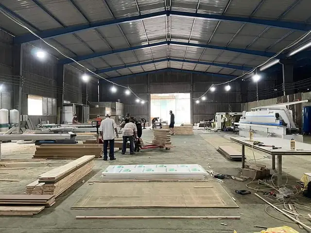 15. Cửa Hàng Nội Thất Sĩ Kim Phú Yên