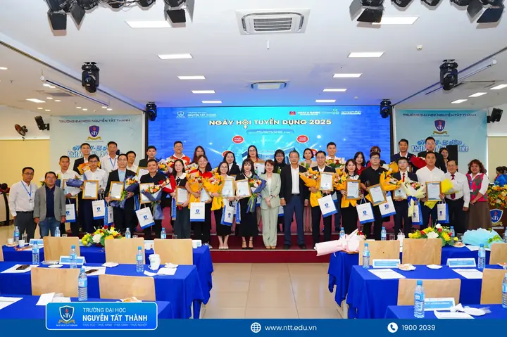 Công Ty Tnhh Mtv Nội Thất Đức Sinh Tuyển Dụng