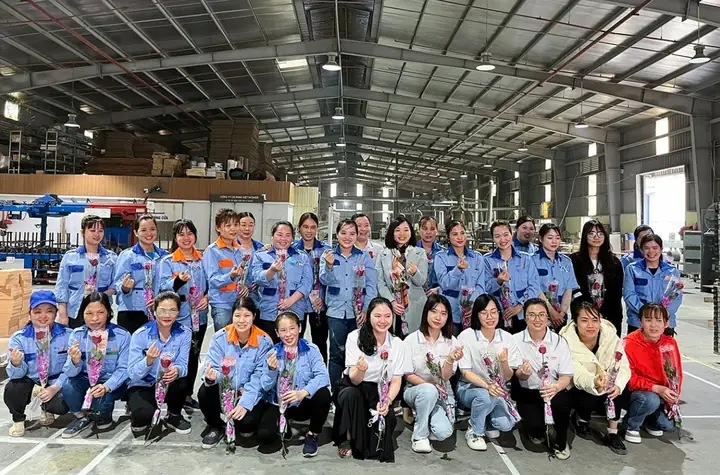 Báo Giá Thi Công Nội Thất Phòng Khách Trọn Gói 2025