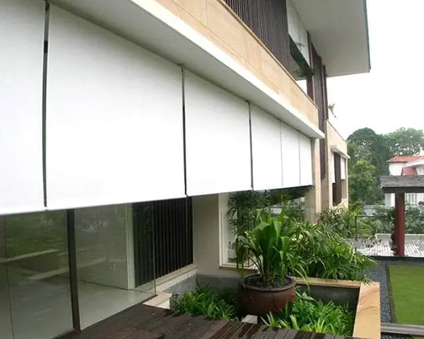 Rèm Cuốn Vải Bạt Che Nắng Mưa